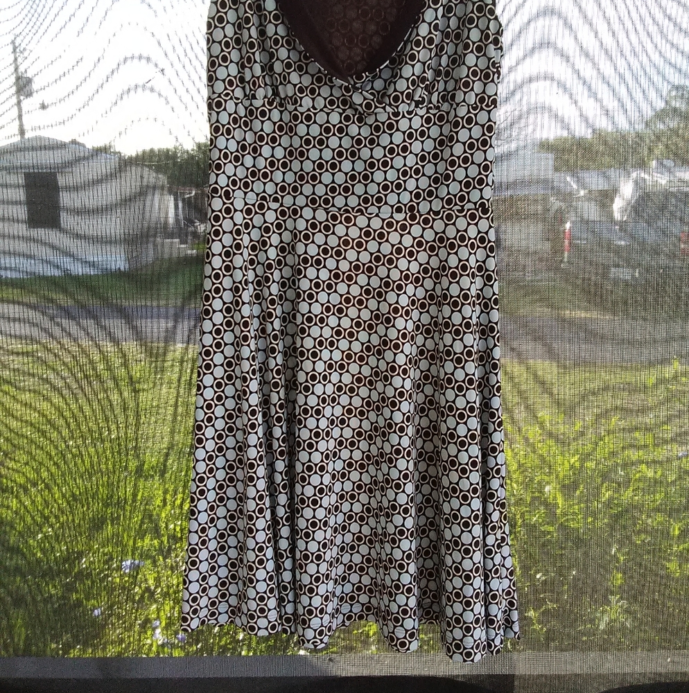 Dress - Picture 2 of 3